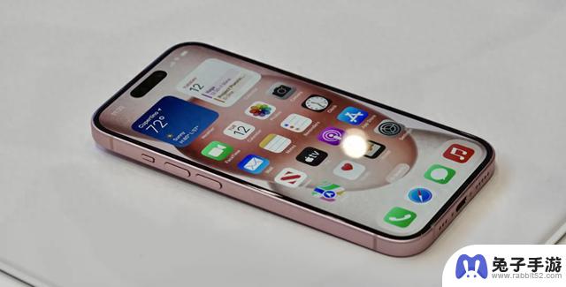 苹果官方iPhone 15再次大幅降价，国产手机市场竞争激烈！